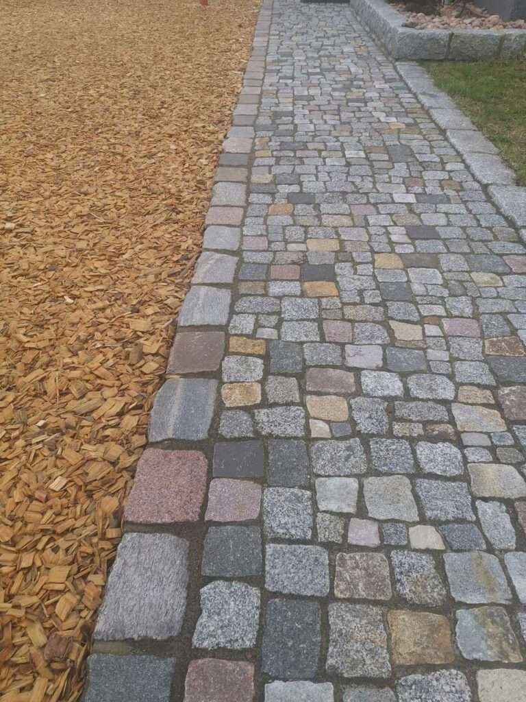 Beispiel Weg - Villatropia Garten- und Landschaftsbau